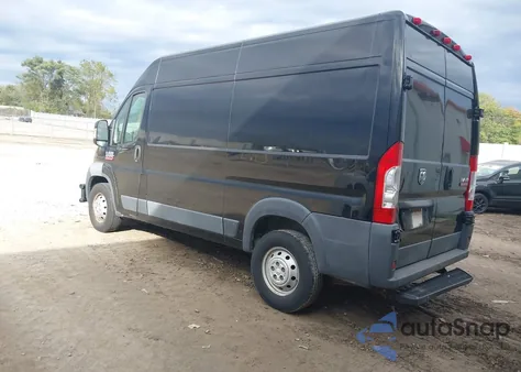 2014 Ram Promaster 1500 z USA, uszkodzony, nr VIN 3C6TRVBG6EE104234